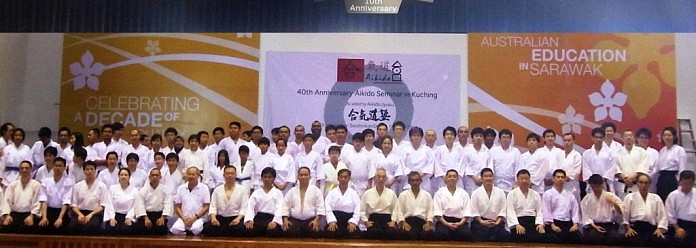 22nd to 23rd October 2011, Jun Yamada Shihan 40th Anniversary Seminar was held at the Swinburne Universtity, Sarawak campus. Kuching was where Jun Yamada Shihan started teaching Aikido in 1971.
